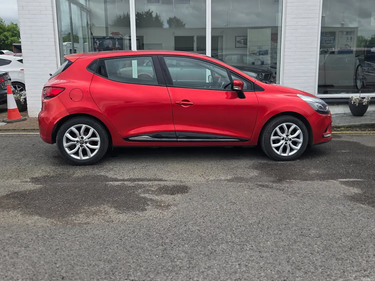 Renault Clio 2019 - Image 3