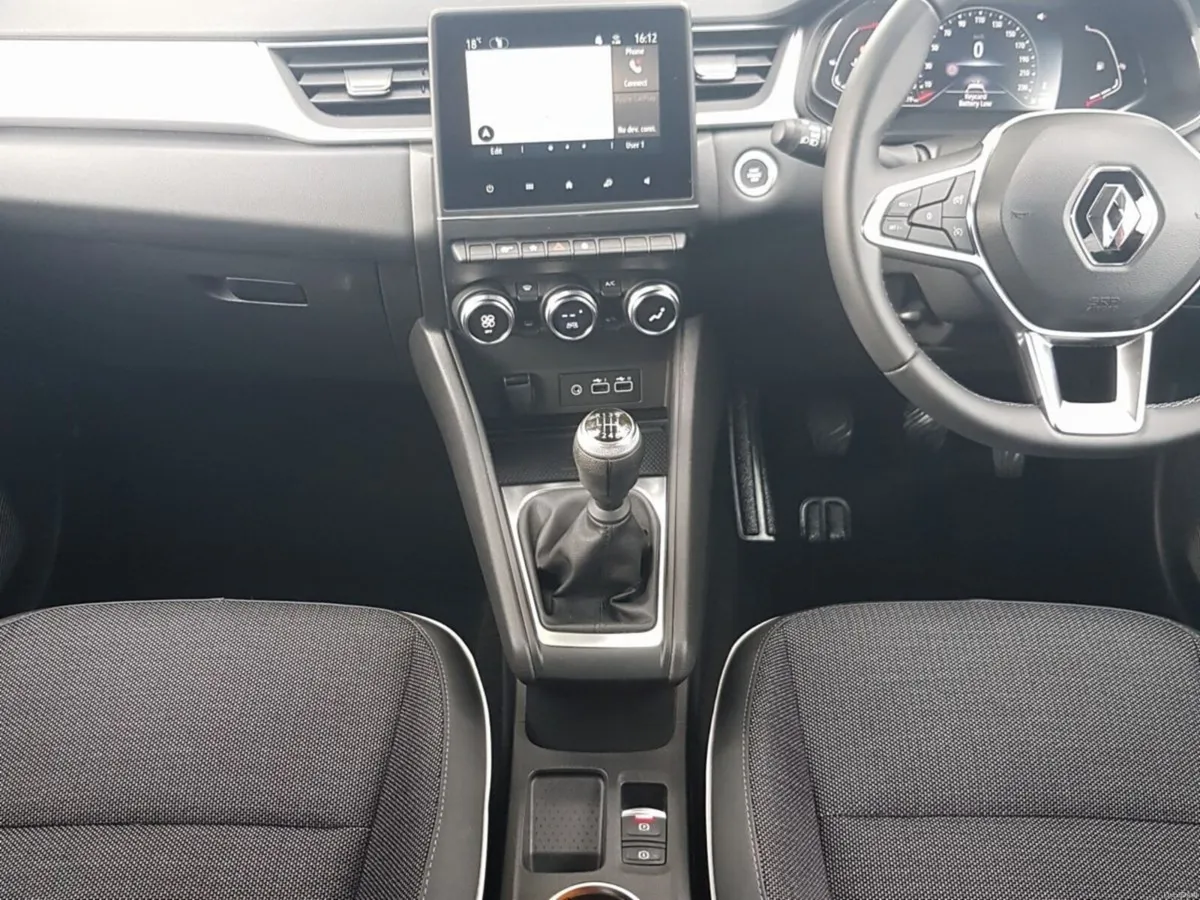 Renault Captur TCe 90 Techno - Image 4