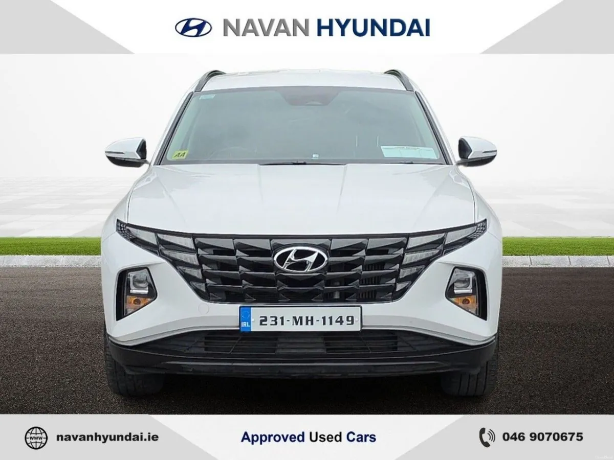 Hyundai Tucson 2WD Executive *MASSIVE SAVINGS* - Image 3