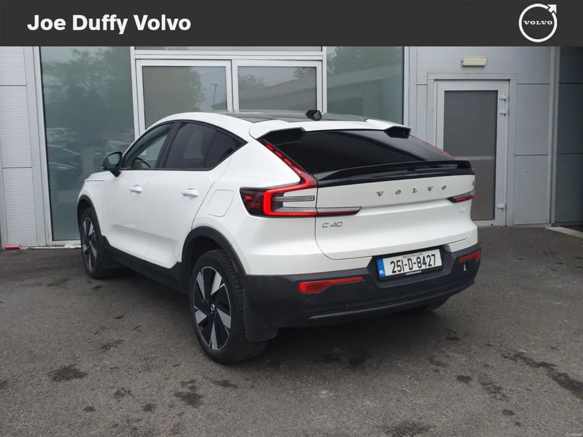 Volvo C40 BEV Recharge 238hp RWD Plus - Image 3