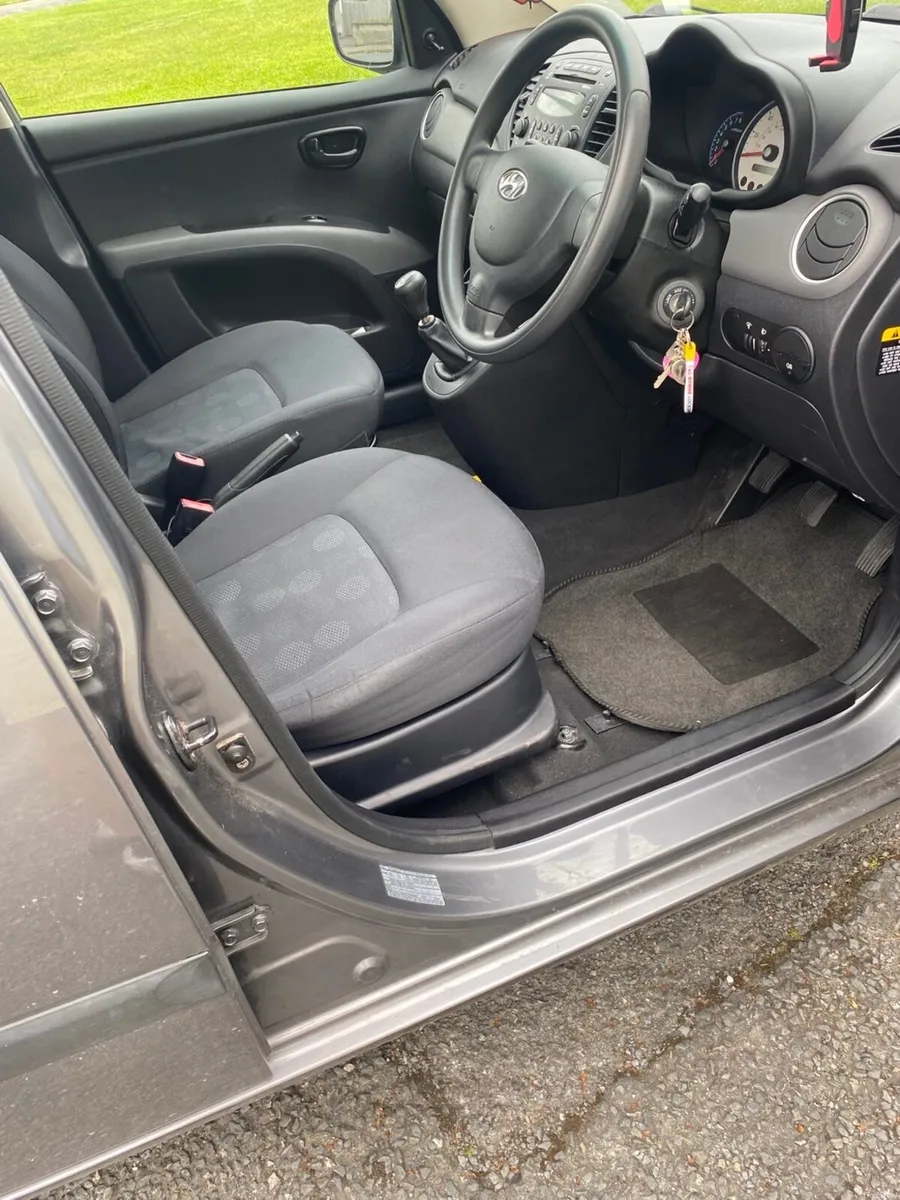 Hyundai i10 2011 - Image 3