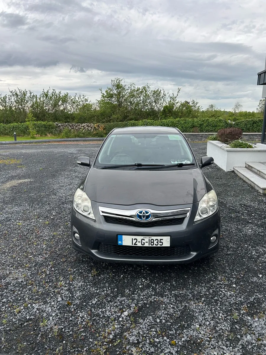 Toyota Auris Auto 1.8 - Low Mileage. - Image 1