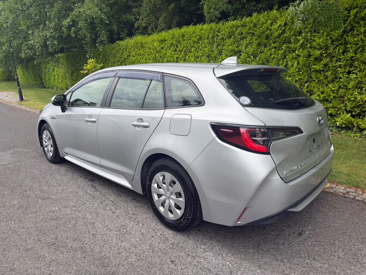 2020 Toyota Corolla Hybrid Touring Estate €14,950 - Image 4