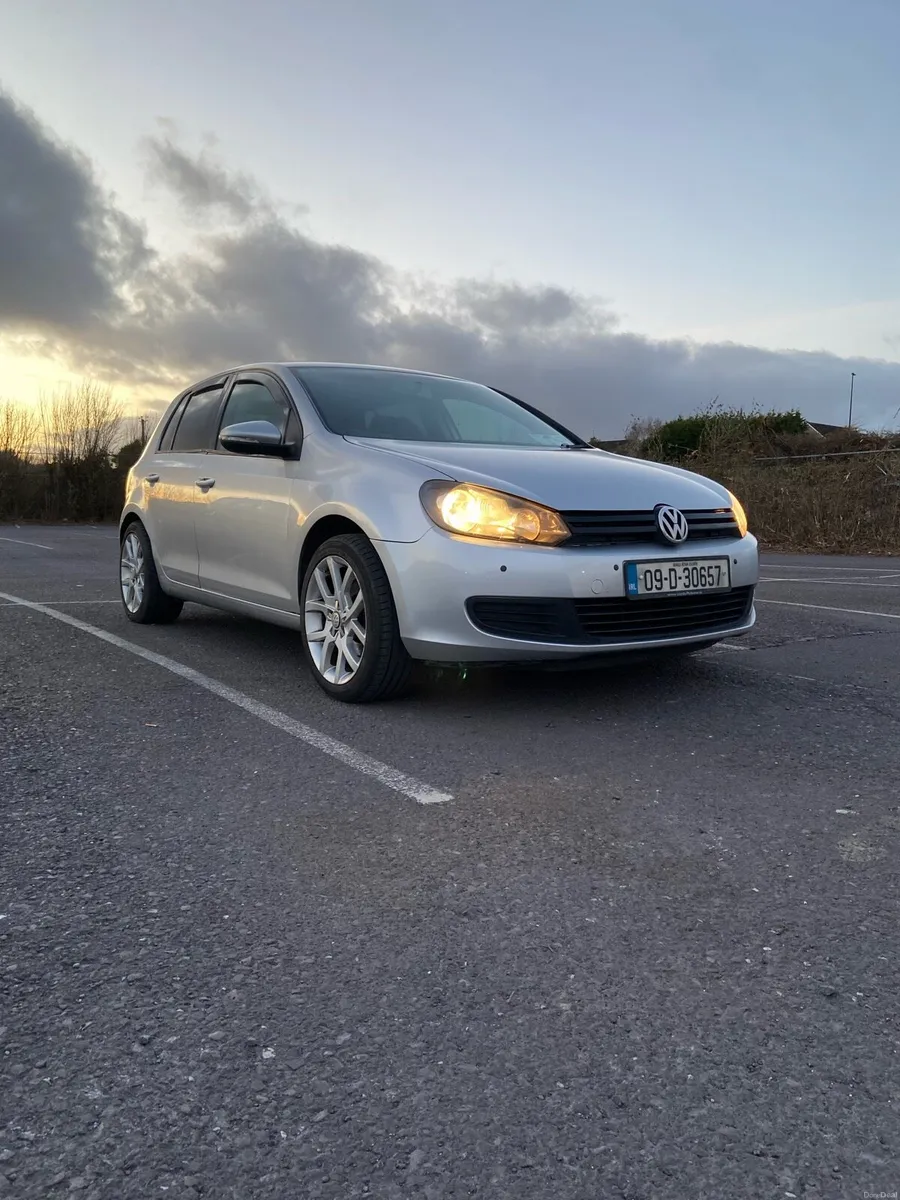 Volkswagen Golf - Image 1