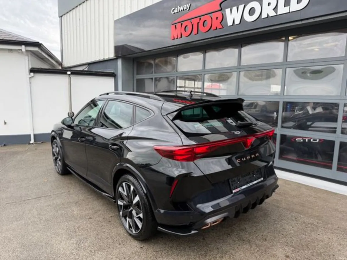 Cupra Formentor 1.5 EHYBRID 204 V2 5DR DSG - Image 2