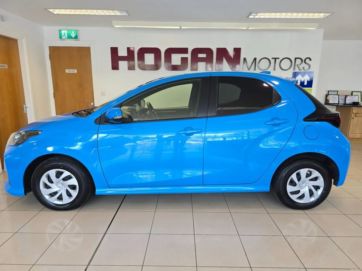 Toyota Yaris 1.0 5DR Sport Automatic - Image 4