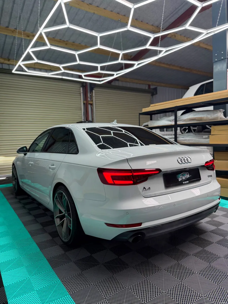 2018(182) Audi A4 Luxury - Auto + Leather interior - Image 3