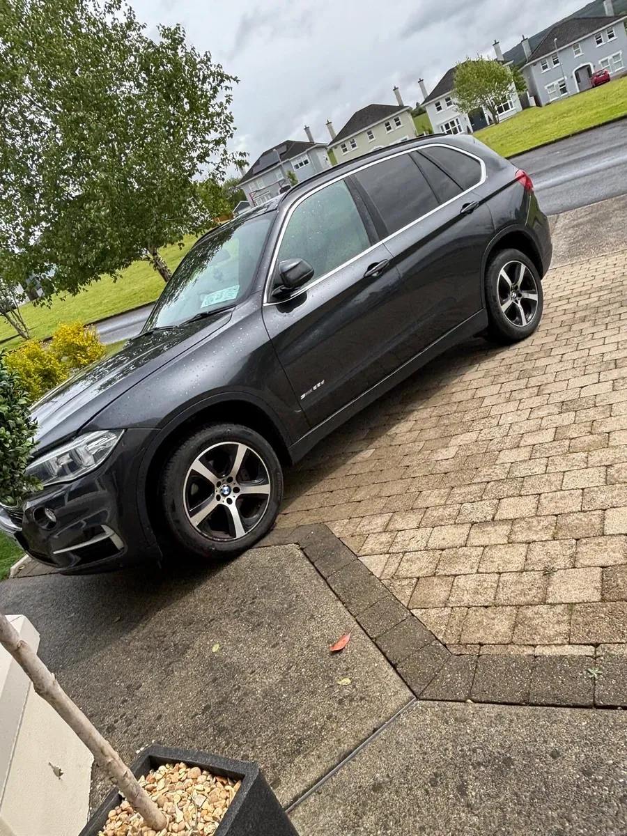 **EXCELLENT CONDITION - 7 SEATS ** - Image 2