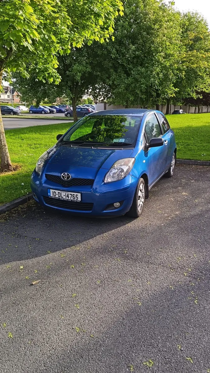 Toyota Yaris 2010 - Image 1