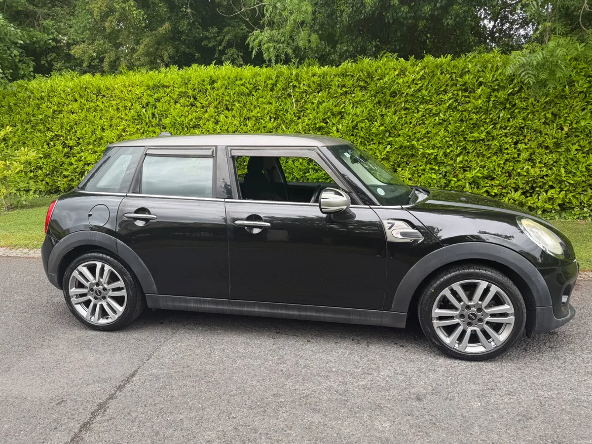 2017 MINI Cooper D Automatic “Seven” Edition - Image 2