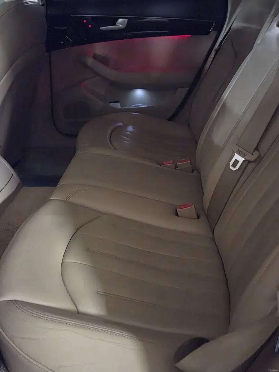 Audi A8 2011 - Image 6
