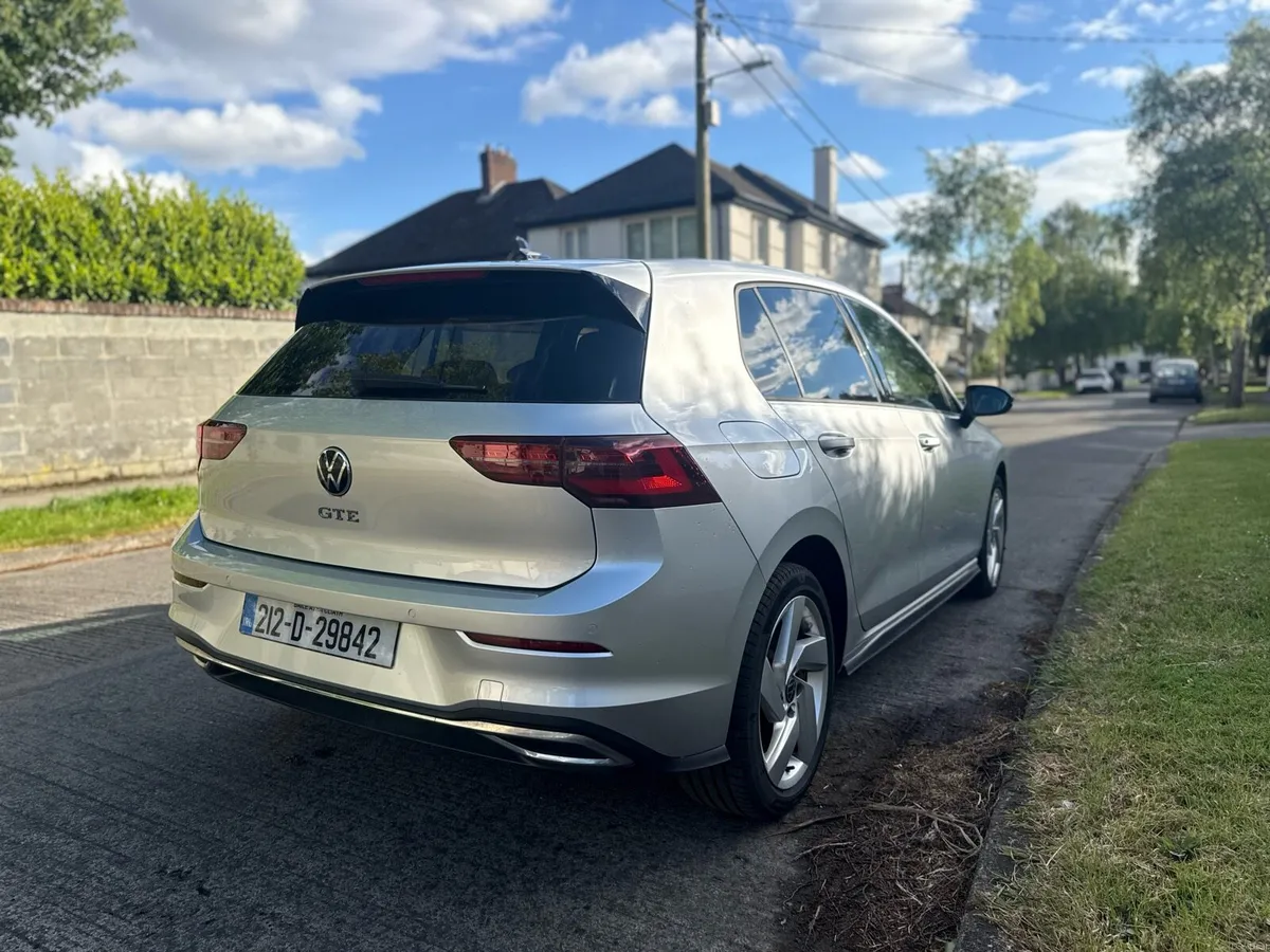 2021 VOLKSWAGEN GOLF GTE - Image 3