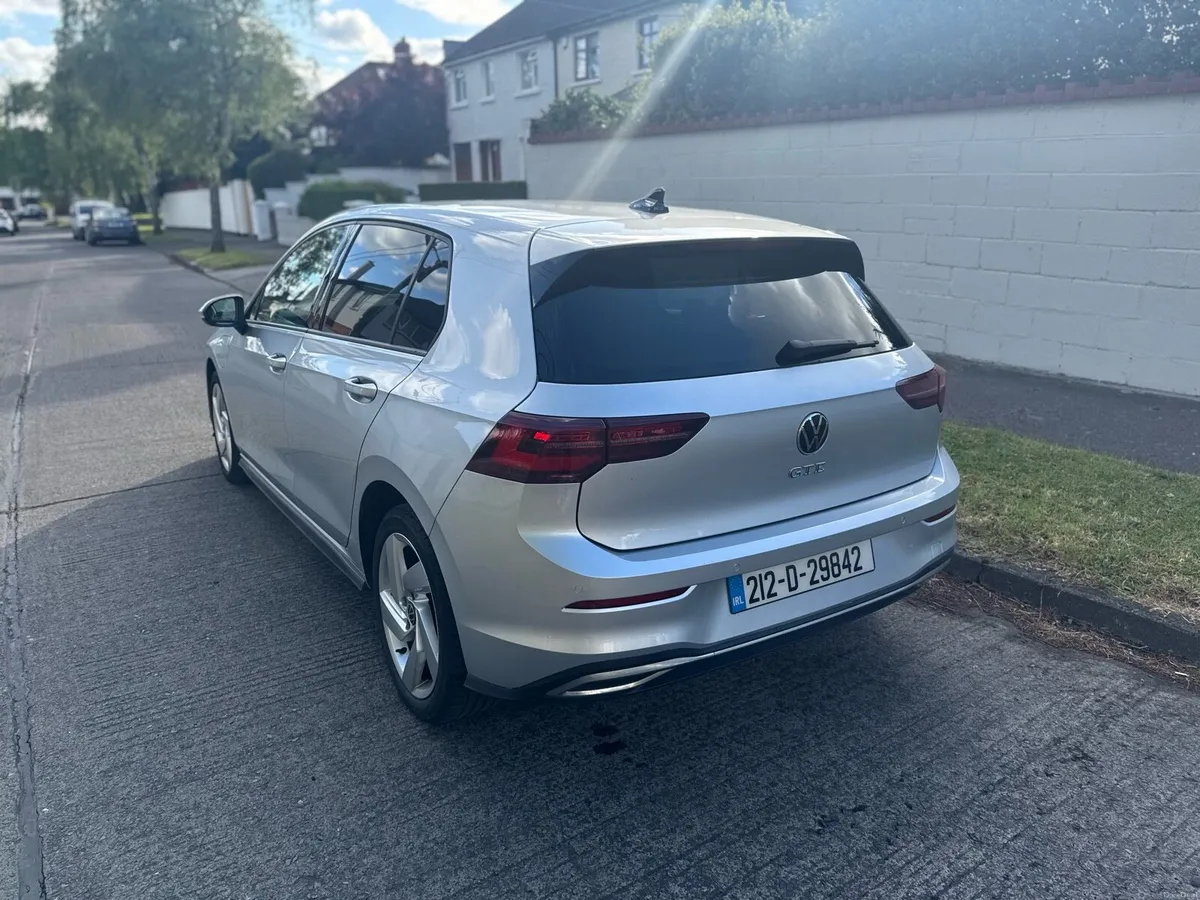 2021 VOLKSWAGEN GOLF GTE - Image 4