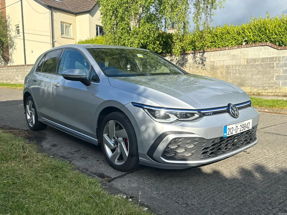 2021 VOLKSWAGEN GOLF GTE - Image 1