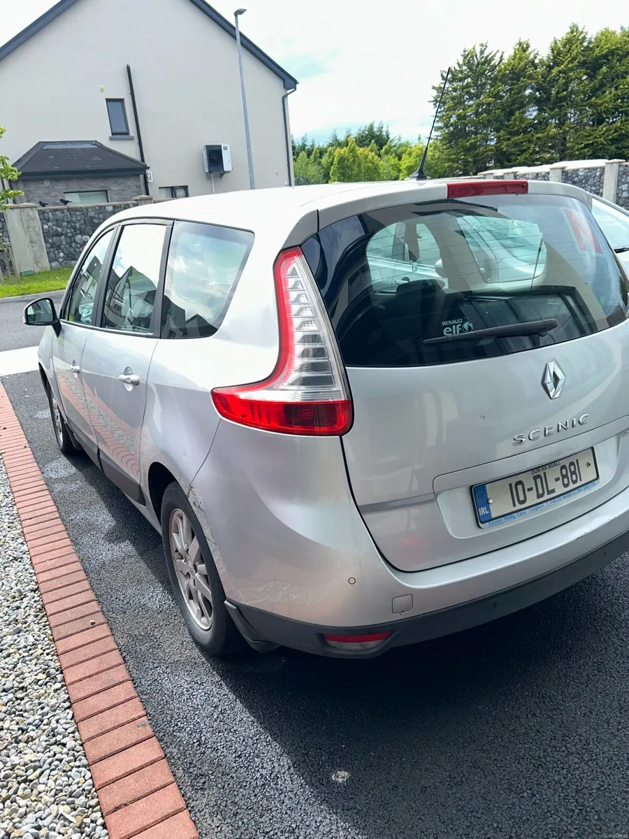 Renault Grand Scenic - Image 3