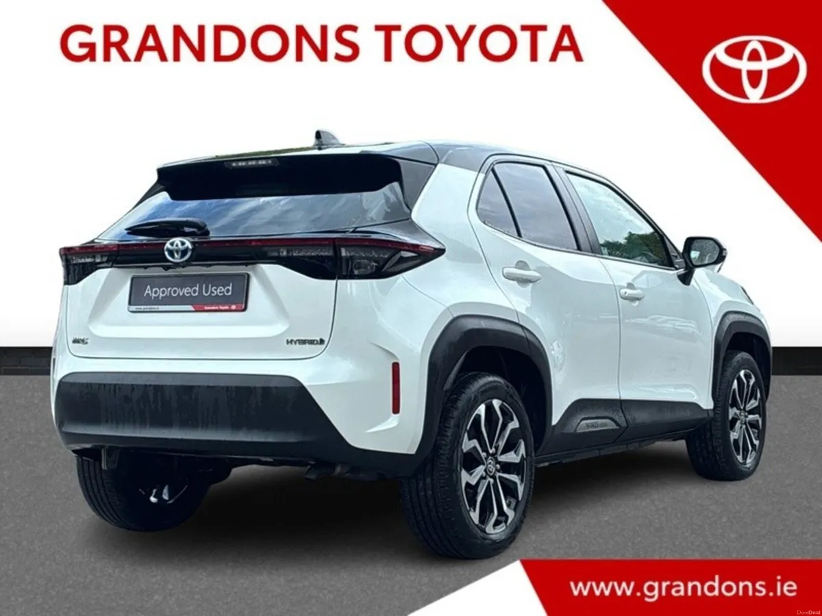 Toyota Yaris Cross LUNA SPORT - GRANDONS - Image 2