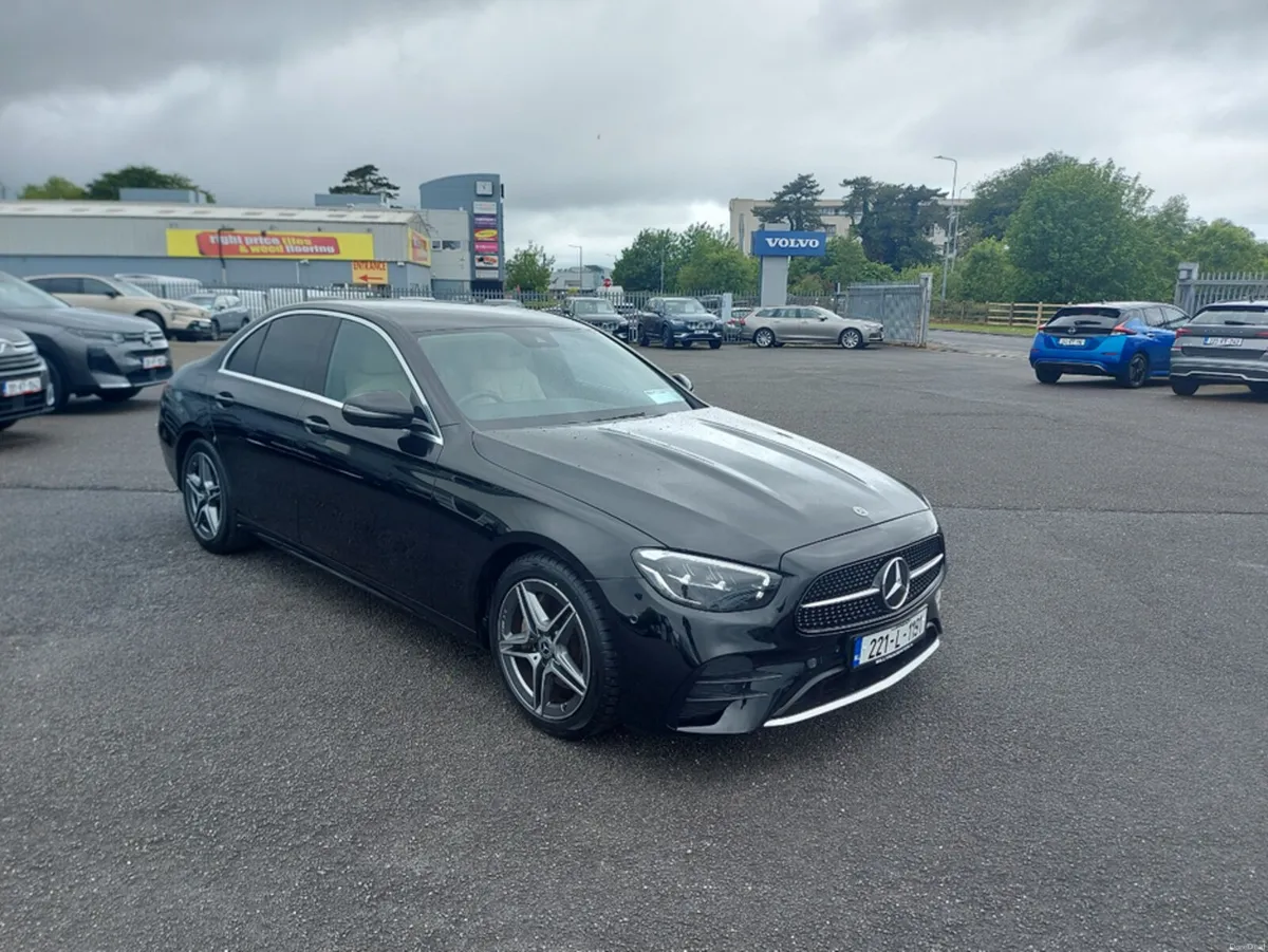 Mercedes-Benz E-Class D E220 4DR AUTO - Image 3