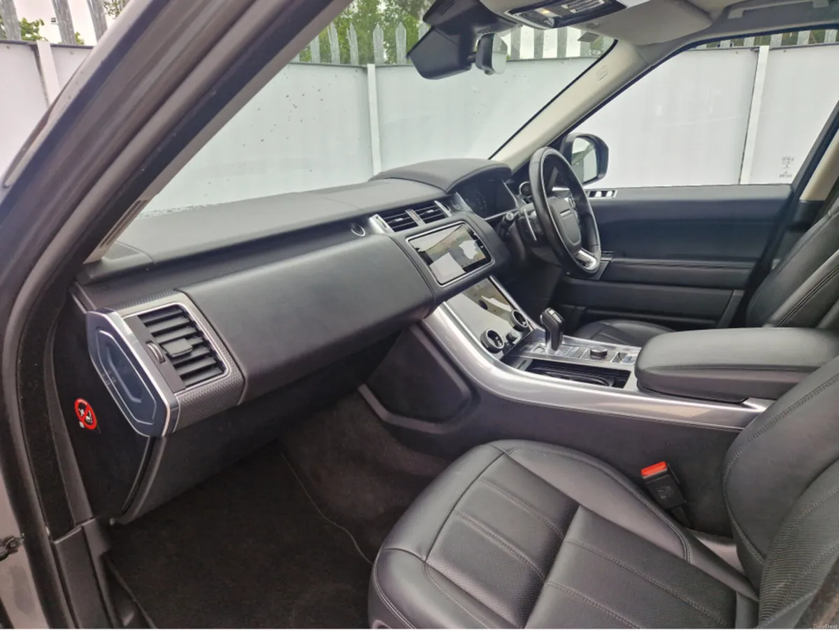 Land Rover Range Rover RANGEROVER PHEV P400E 404P - Image 4