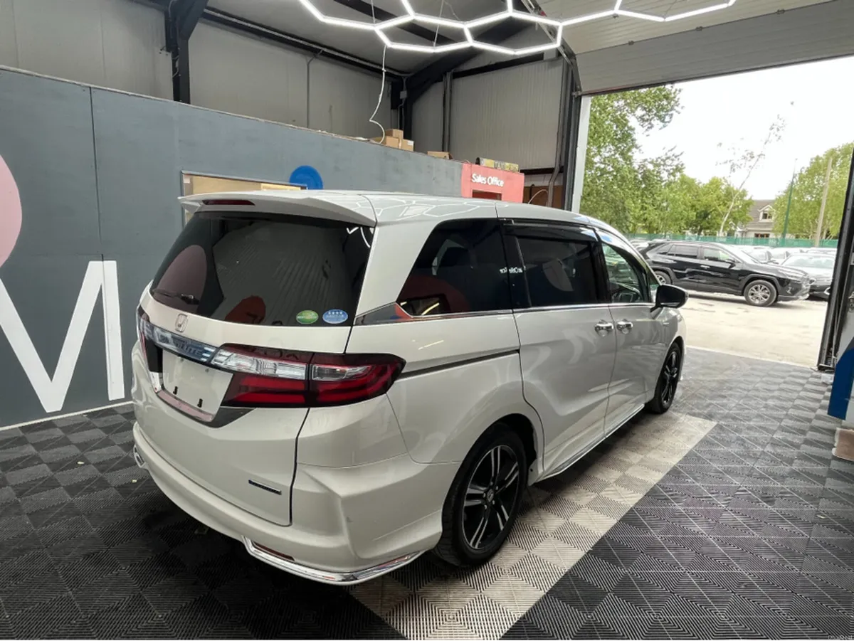 Honda Odyssey 2017 HONDA ODYSSEY ABSOLUTE HYBRID S - Image 2