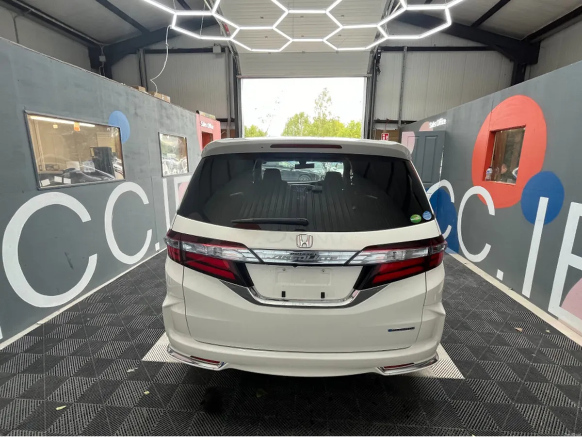 Honda Odyssey 2017 HONDA ODYSSEY ABSOLUTE HYBRID S - Image 3