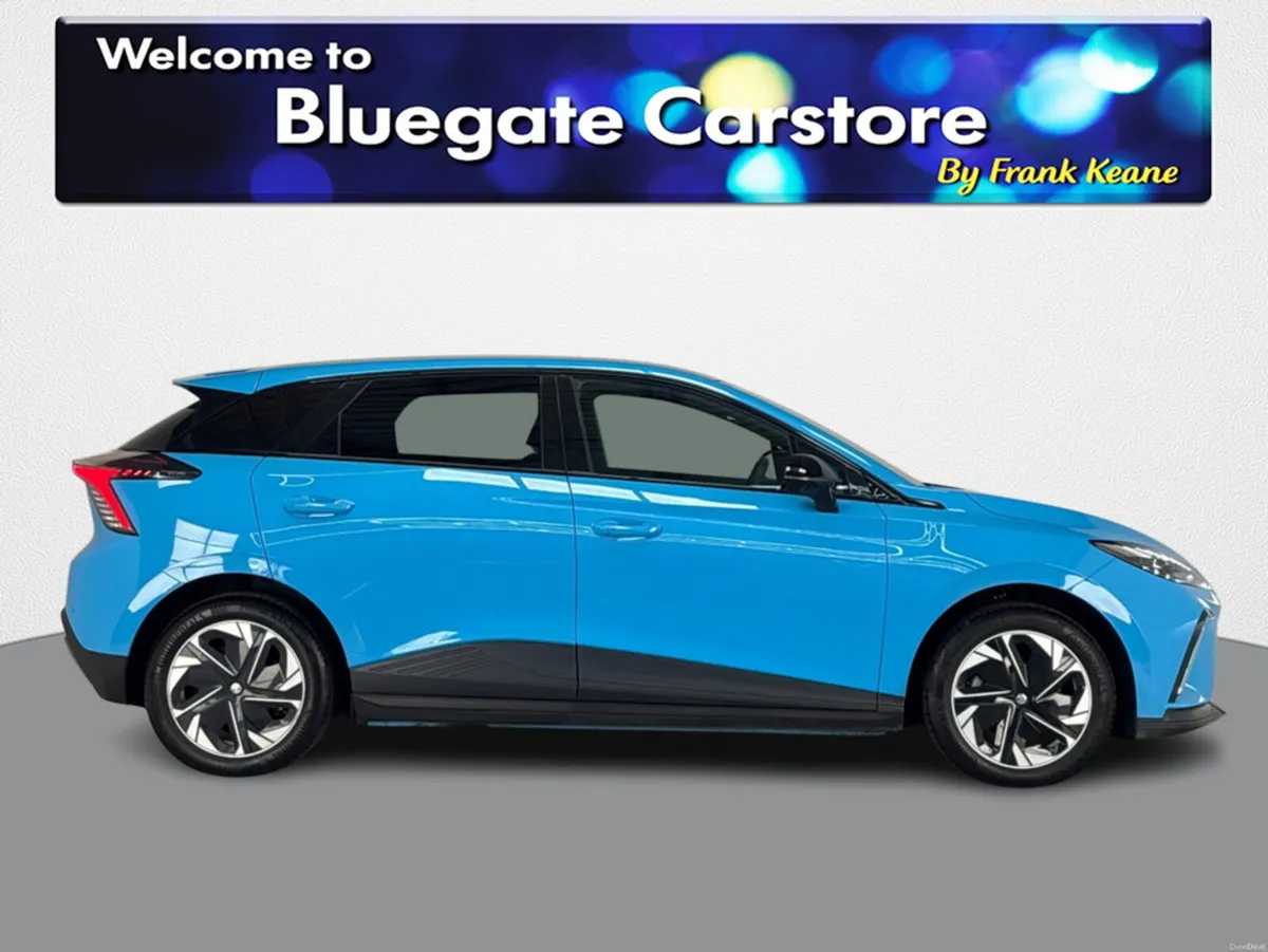 MG MG4 ELECTRIC LR - EXCLUSIVE- 64KWH LR**DIGITAL - Image 3