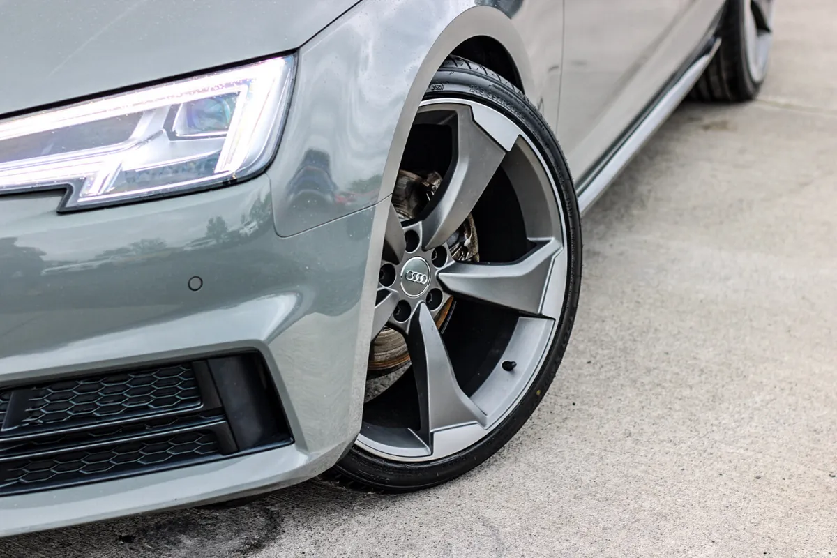 2018 QUANTUM GREY AUDI A4 S-LINE BLACK EDITION - Image 3