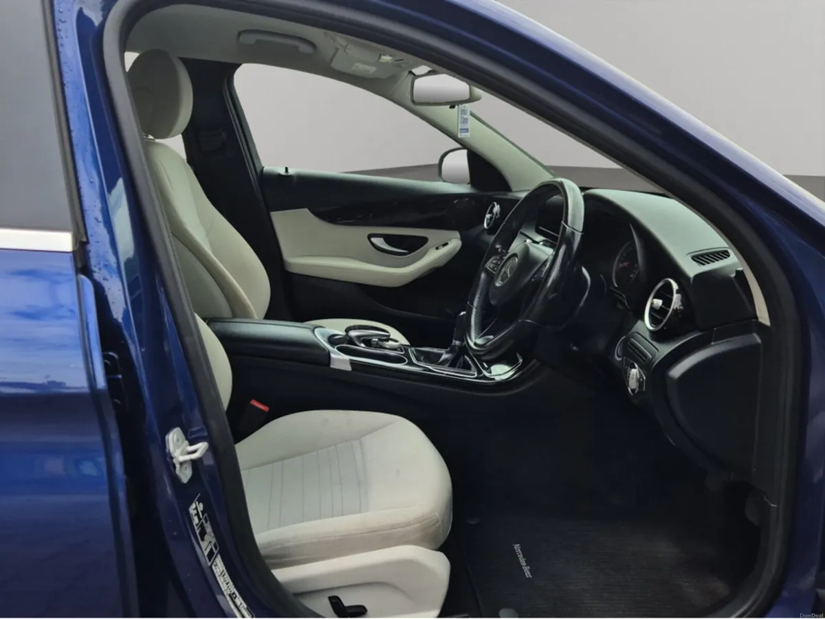 Mercedes-Benz C-Class C 180 BLUETEC *** BRILLIANT - Image 4