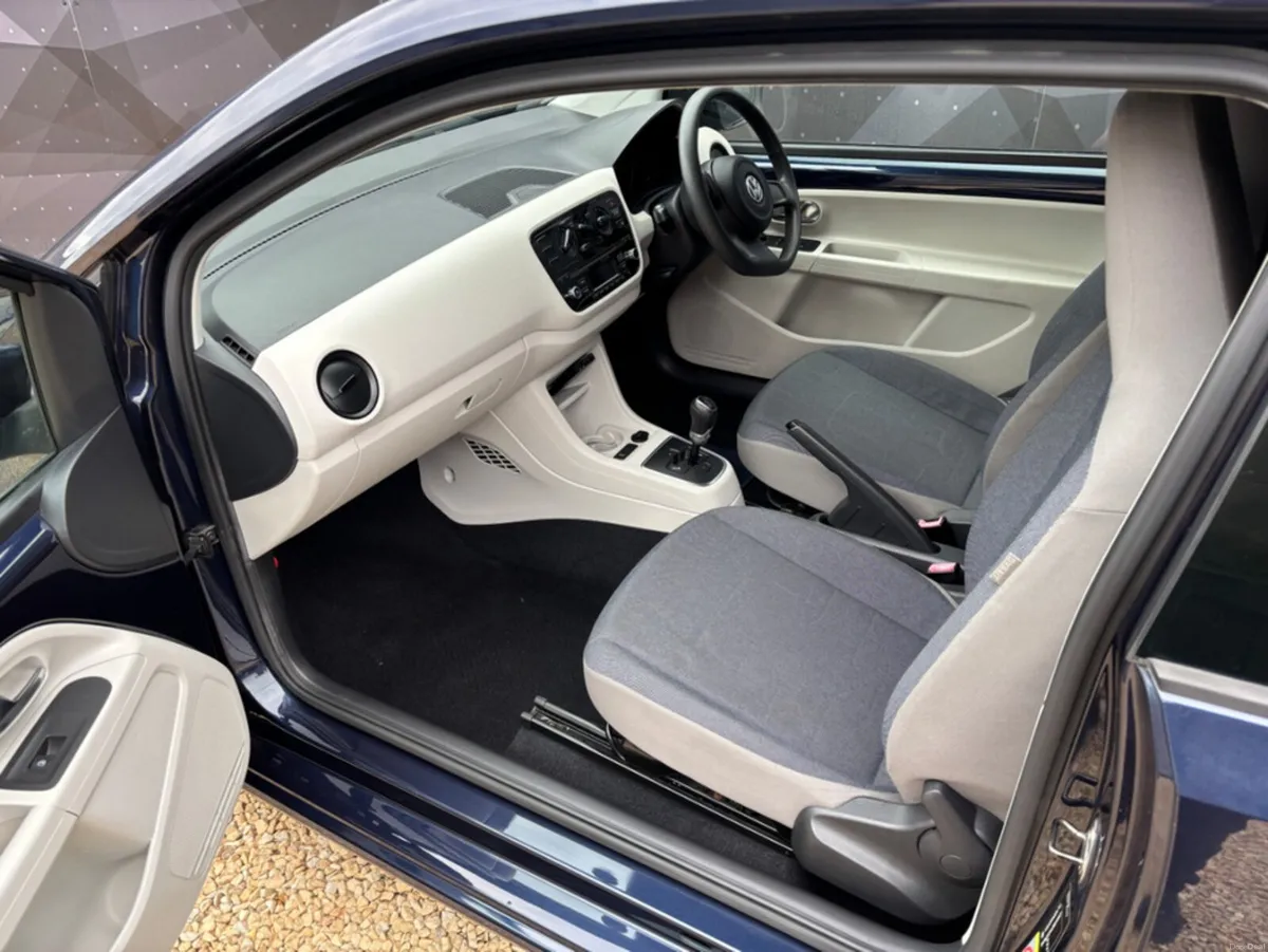 Volkswagen up! 1.0 Automatic ASG - Image 5
