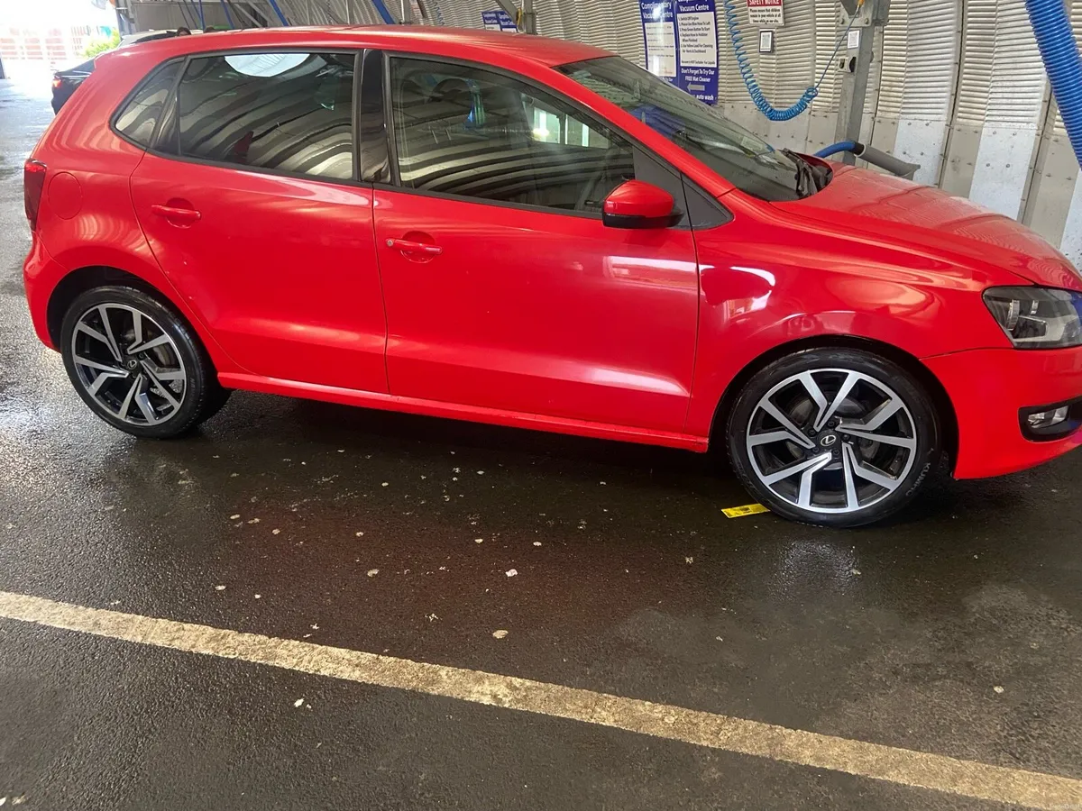 Volkswagen polo - Image 2