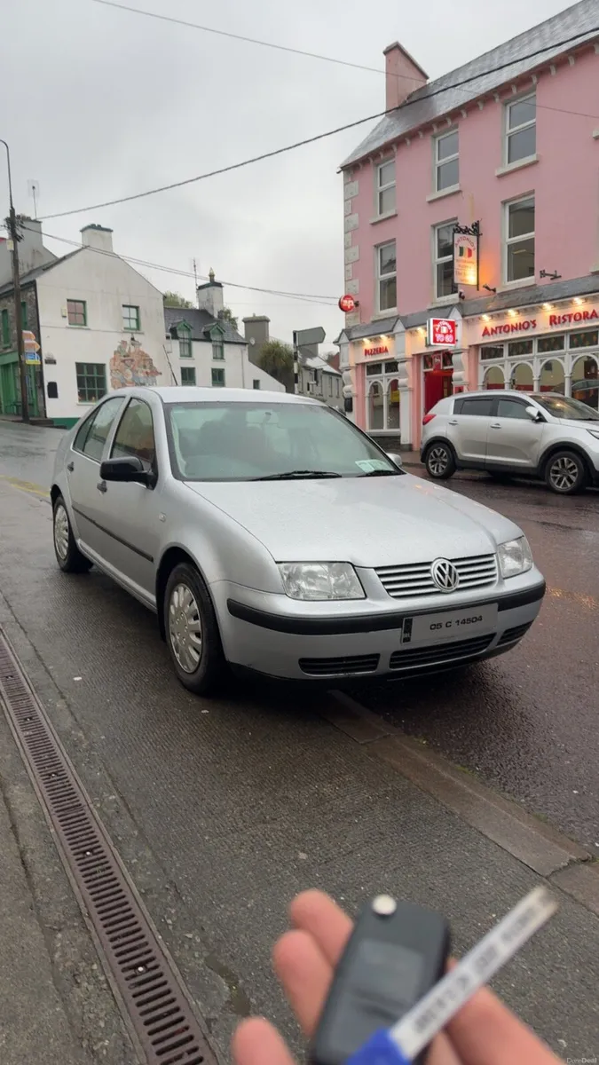 Volkswagen Bora - Image 1