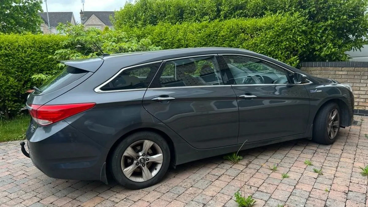 2012 Hyundai I40 - Image 2