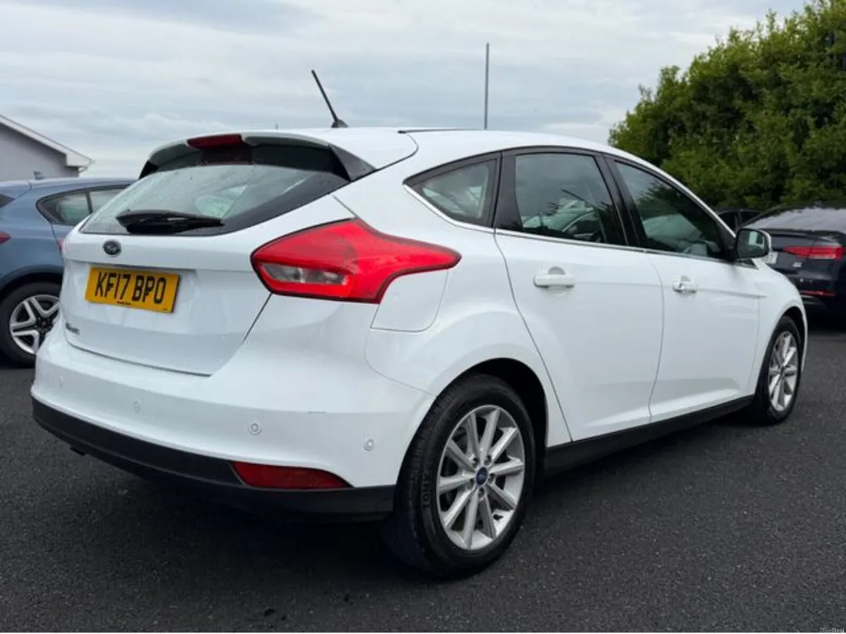 Ford Focus TITANIUM TDCI - Image 4
