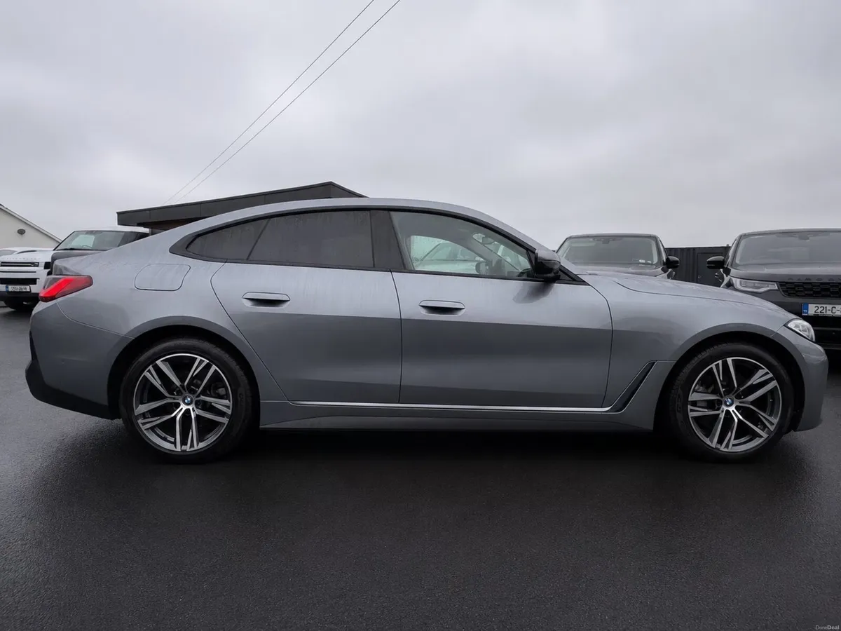 2023 BMW i4 EDRIVE 40 BIG SPEC SUNROOF - Image 2
