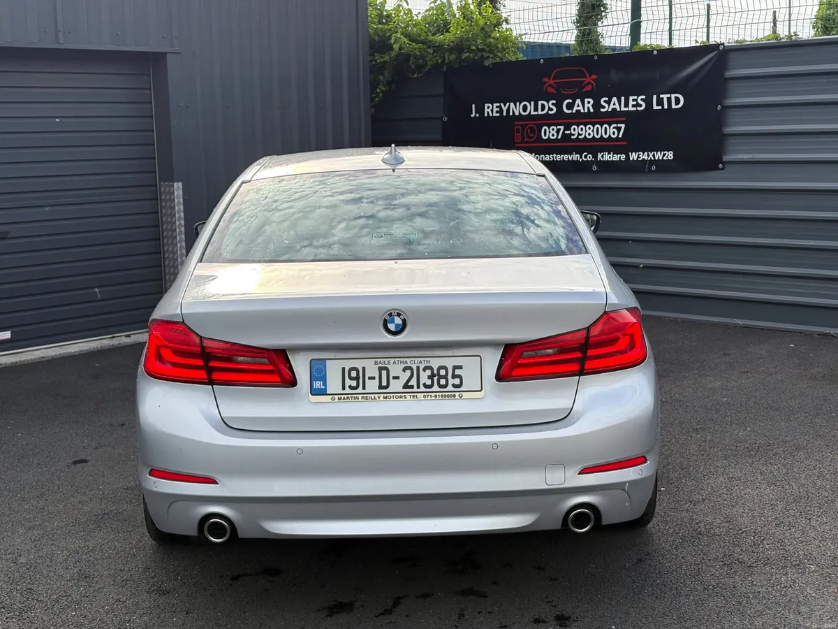 BMW 520d  auto 2019 M sport alloys - Image 6