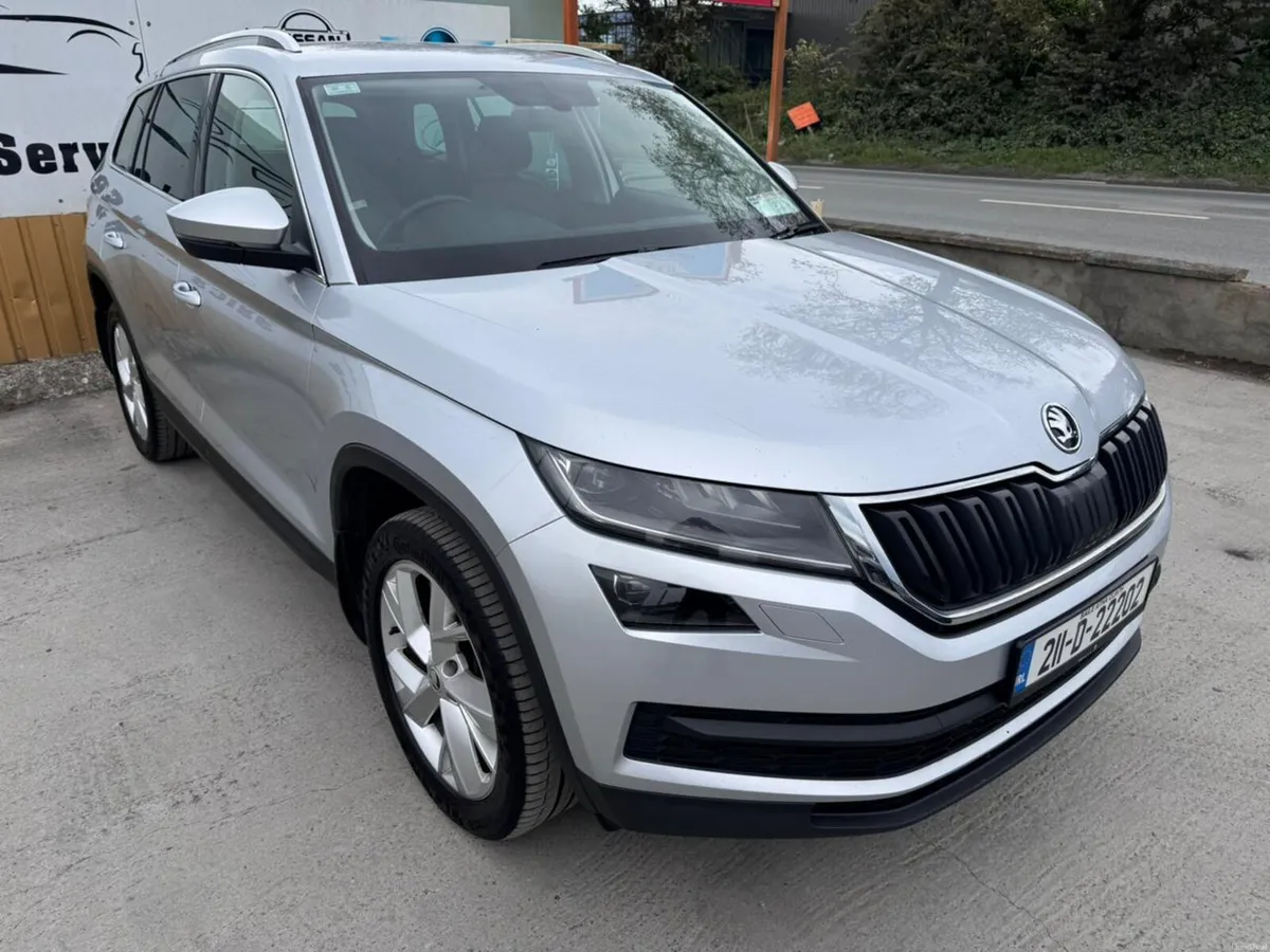 211 koda Kodiaq 2.0 TDI 150HP DSG 4X4 Style 7 Seat - Image 6