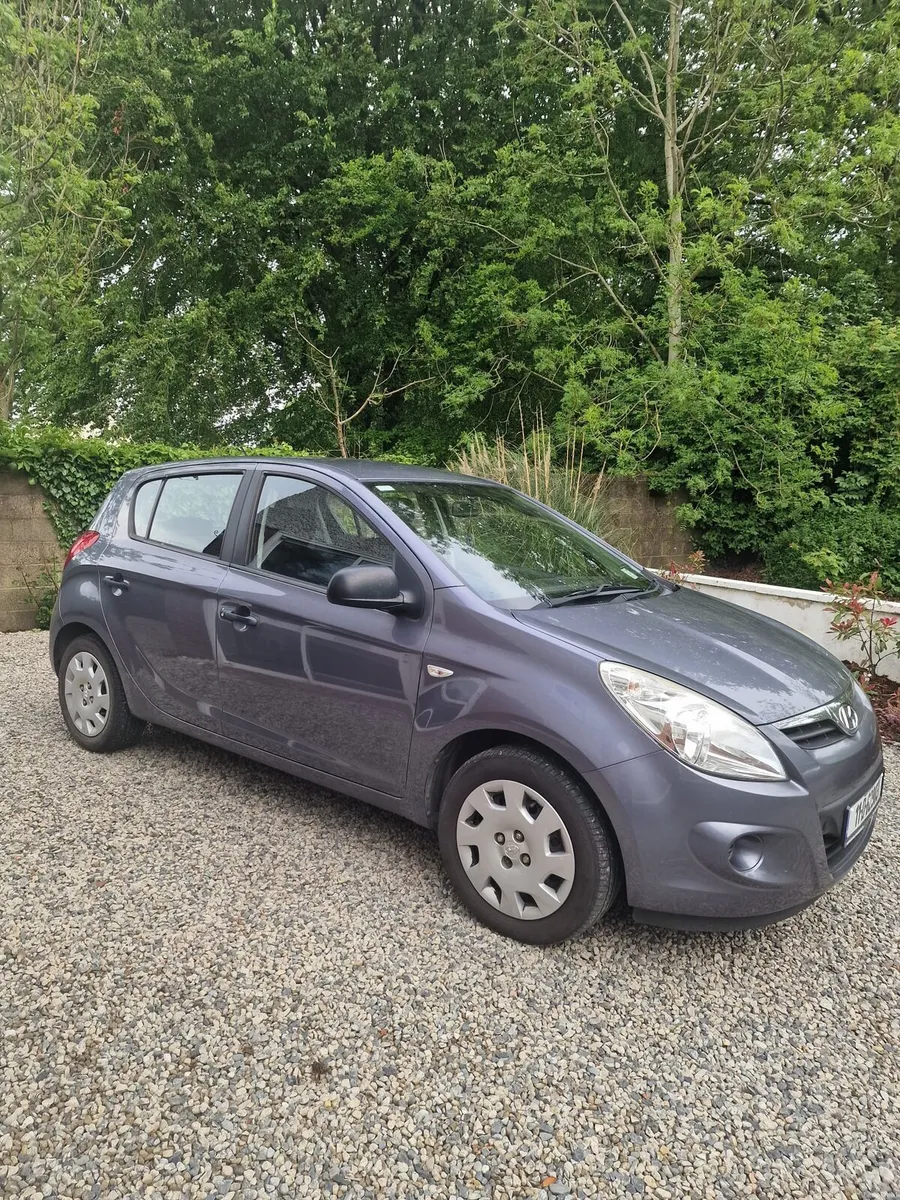 11 HYUNDAI i20 *NEW NCT & TAX* - Image 1