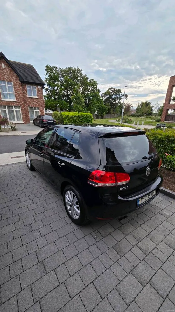 Automatuc Wolkswagen golf - Image 2