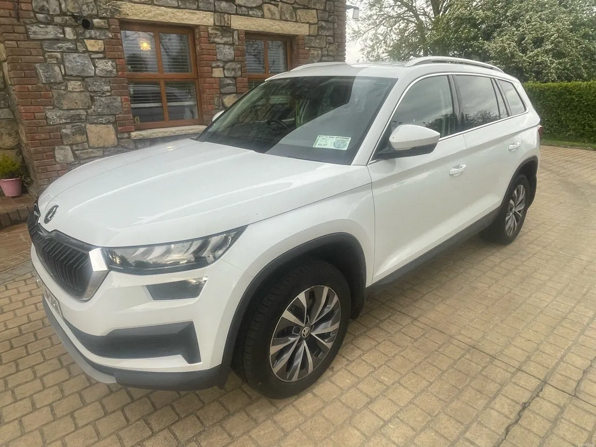 Car - Image 1