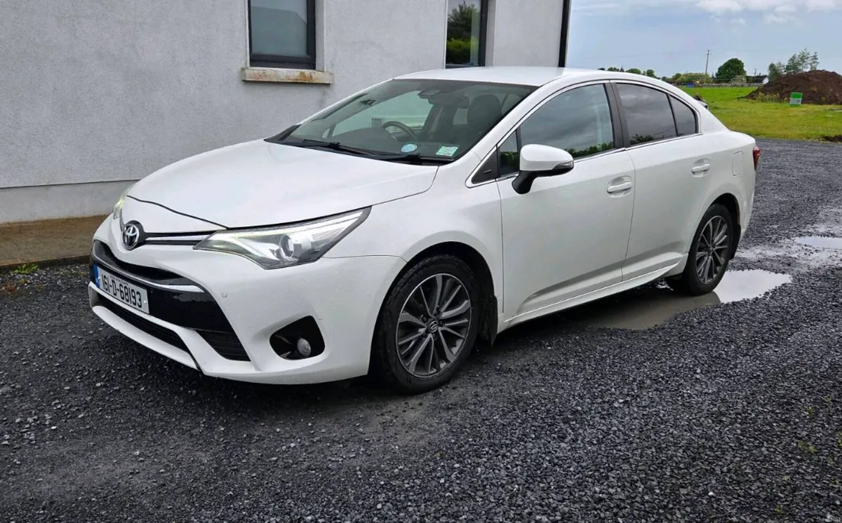 Toyota Avensis - Image 4