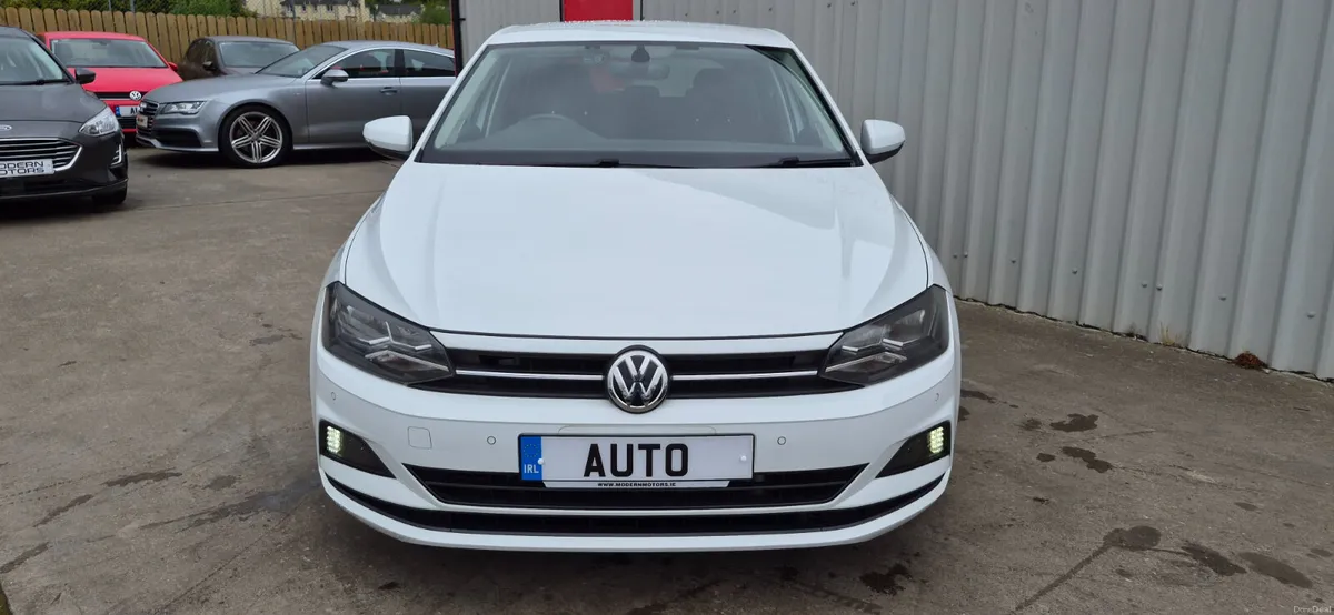 Volkswagen Polo auto new model 1.0 petrol low kms - Image 4