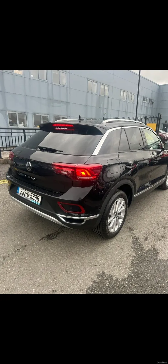 Volkswagen T-Roc 2023 - Image 4