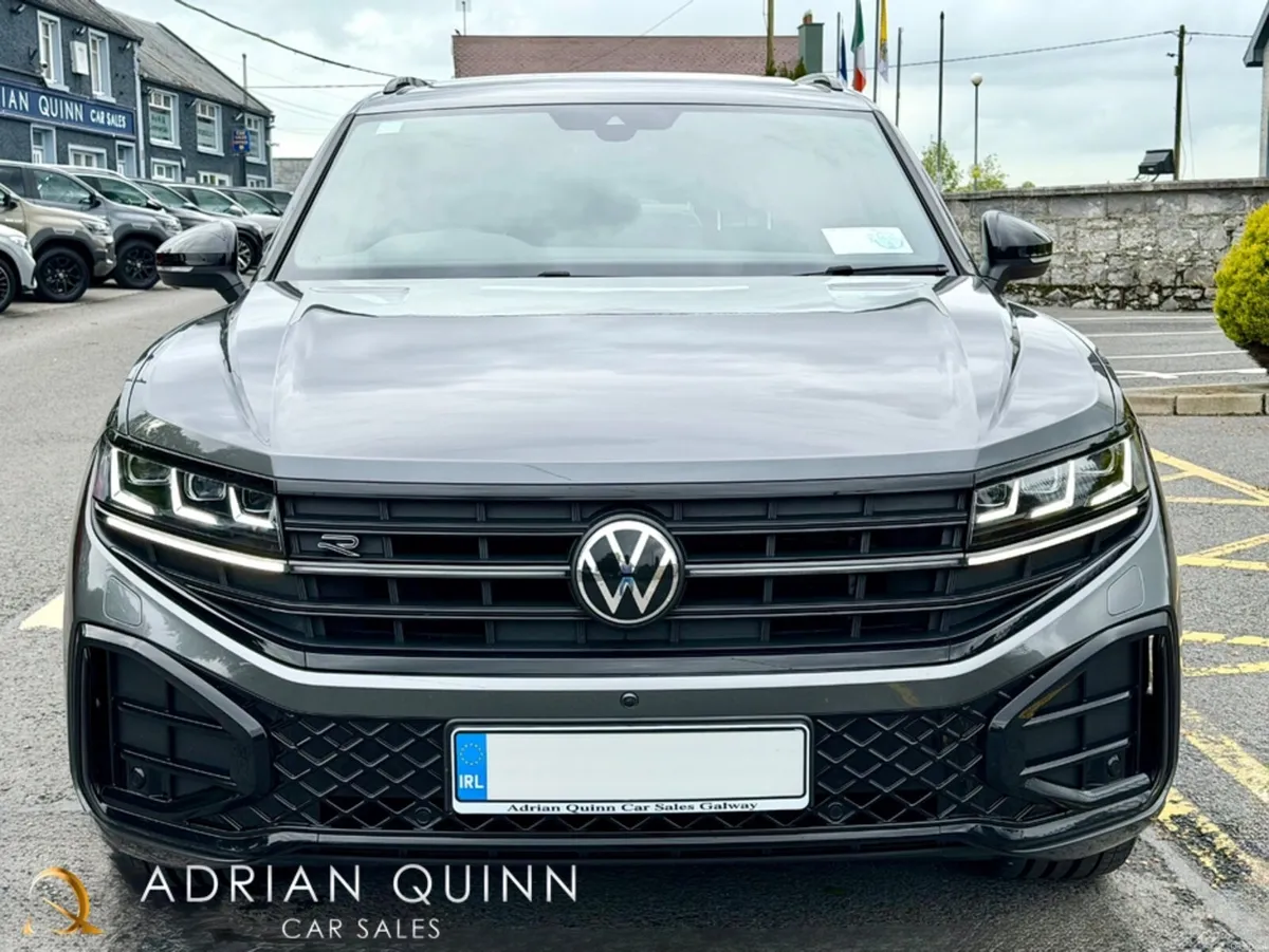 Volkswagen Touareg 3.0 TDI V6 286 BHP BLACK EDITIO - Image 6