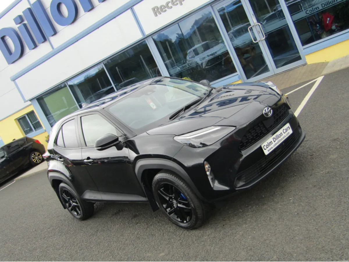 Toyota Yaris Cross AUTOMATIC - Image 2