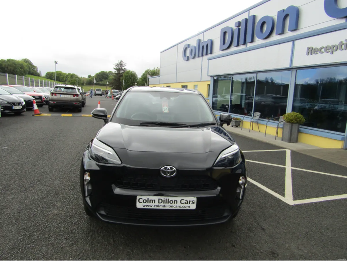 Toyota Yaris Cross AUTOMATIC - Image 4