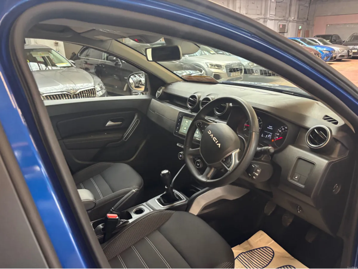 Dacia Duster JOURNEY TCE 90 4X2 NBI 5DR - Image 4