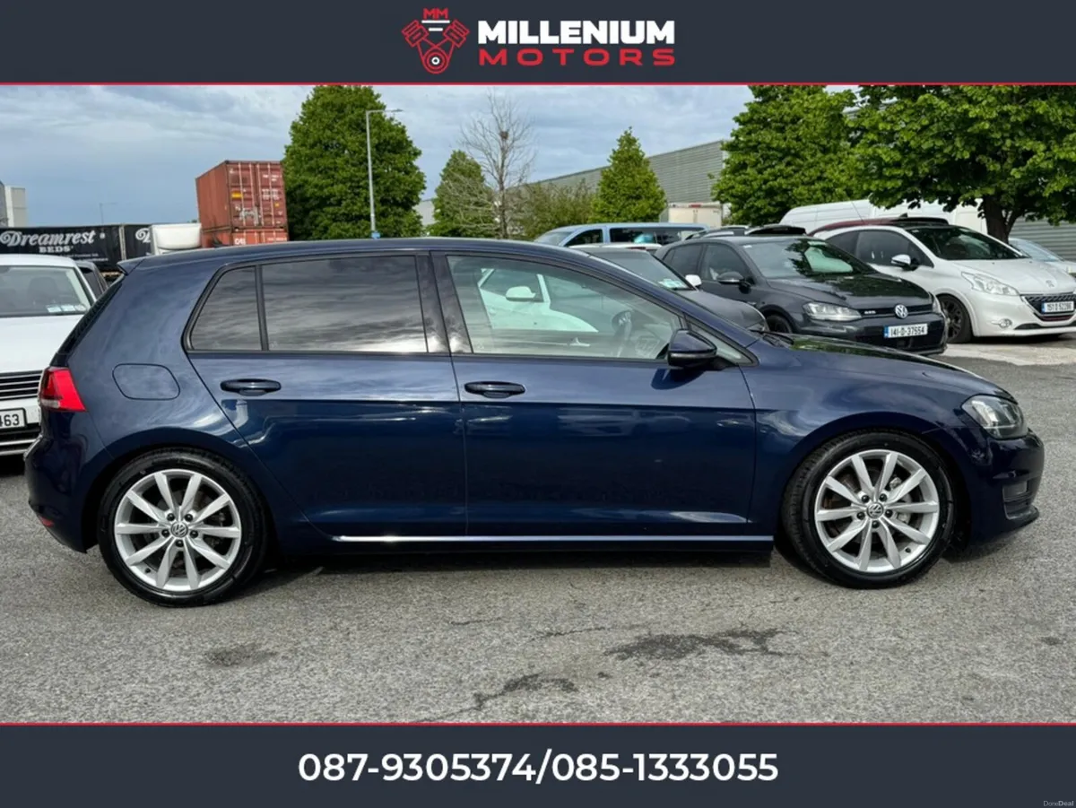 Volkswagen Golf LEATHER// TOP SPEC // IMMACULATE / - Image 2