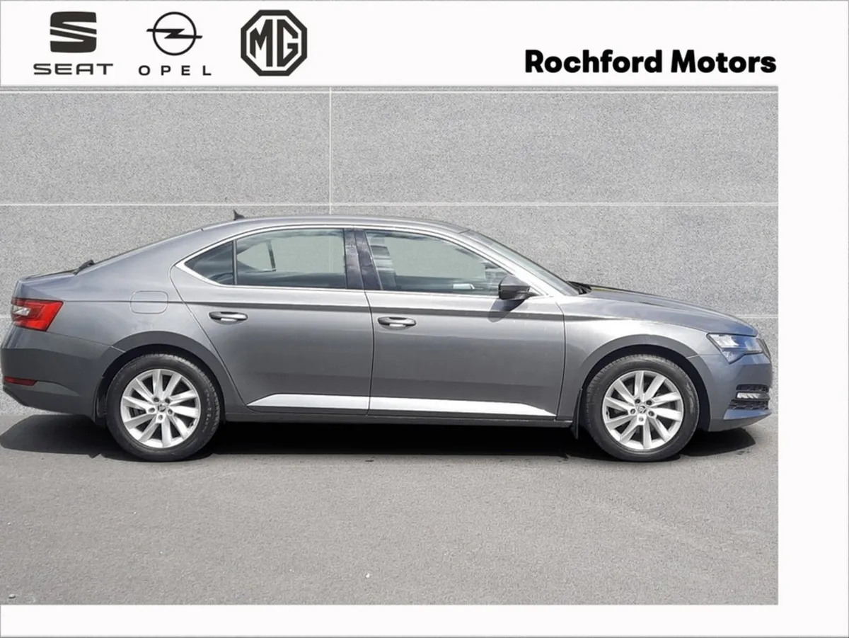 Skoda Superb AMBITION 2.0 TDI 150HP 5DR - Image 3
