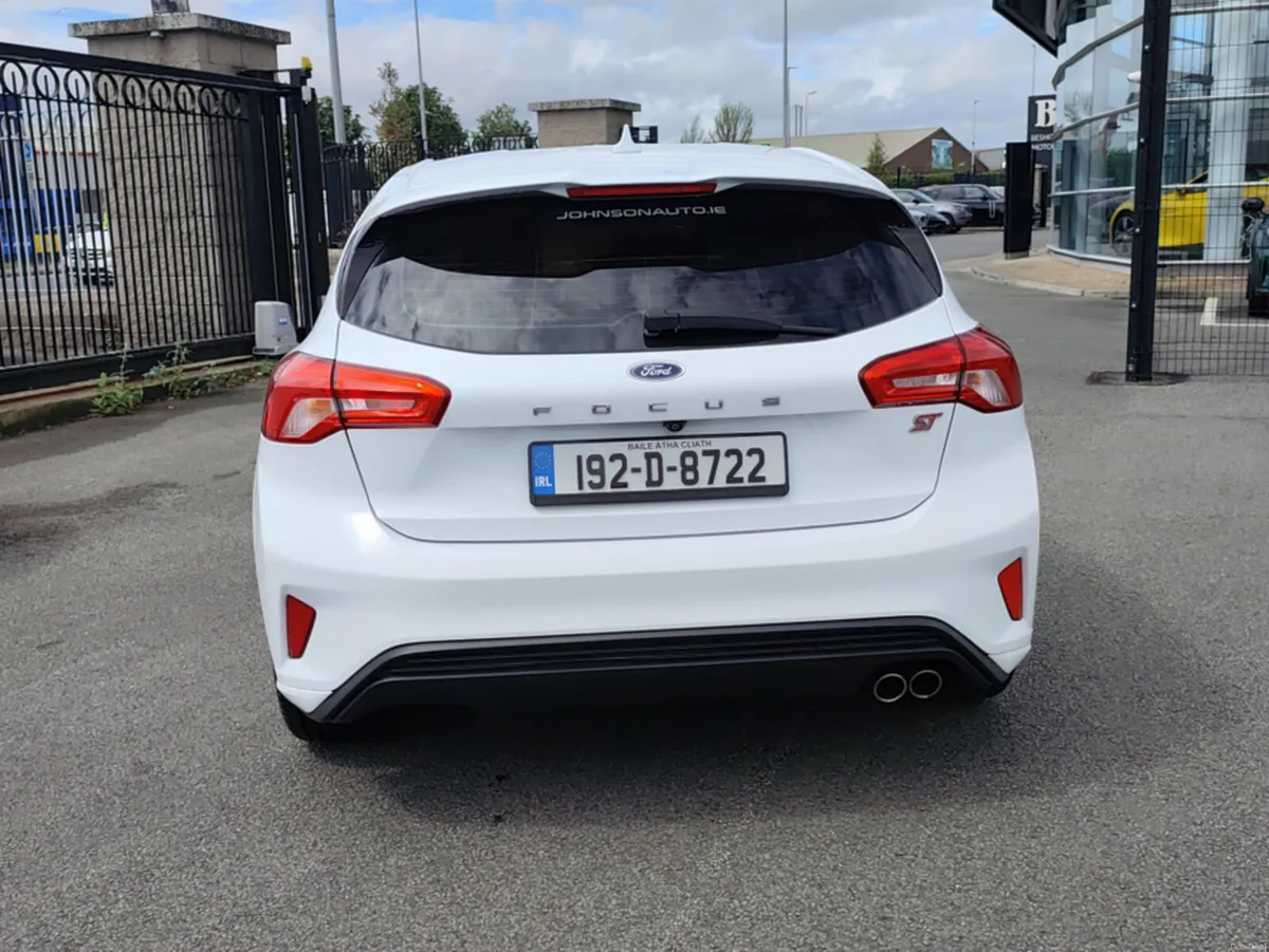 Ford Focus 1.0  5 DR   ST-LINE LOW MILES - Image 4