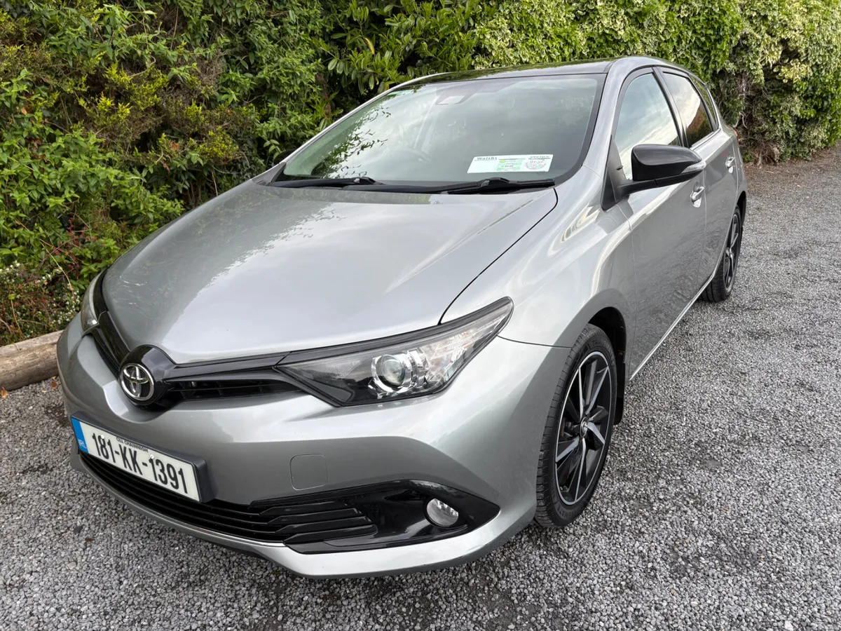 Toyota Auris 2018 1.2 - Image 1
