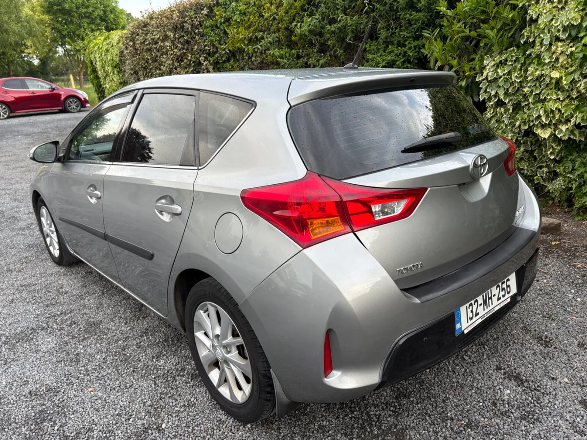 Toyota Auris 2013 1.4 D4D Auto - Image 3